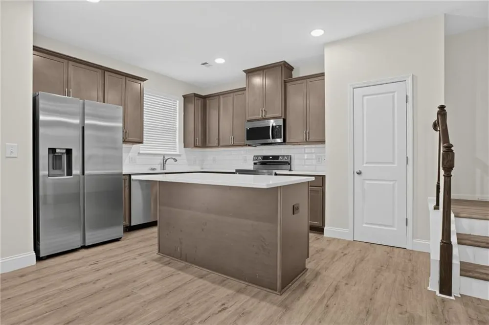 4933 Longview Walk Decatur, GA 30035