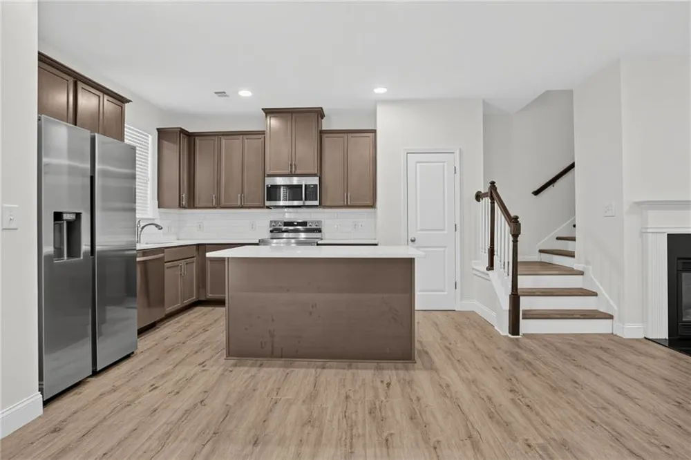 4933 Longview Walk Decatur, GA 30035