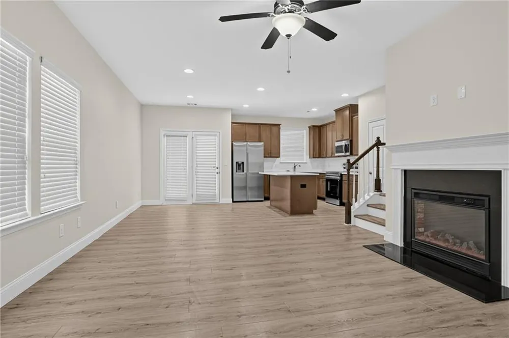 4933 Longview Walk Decatur, GA 30035