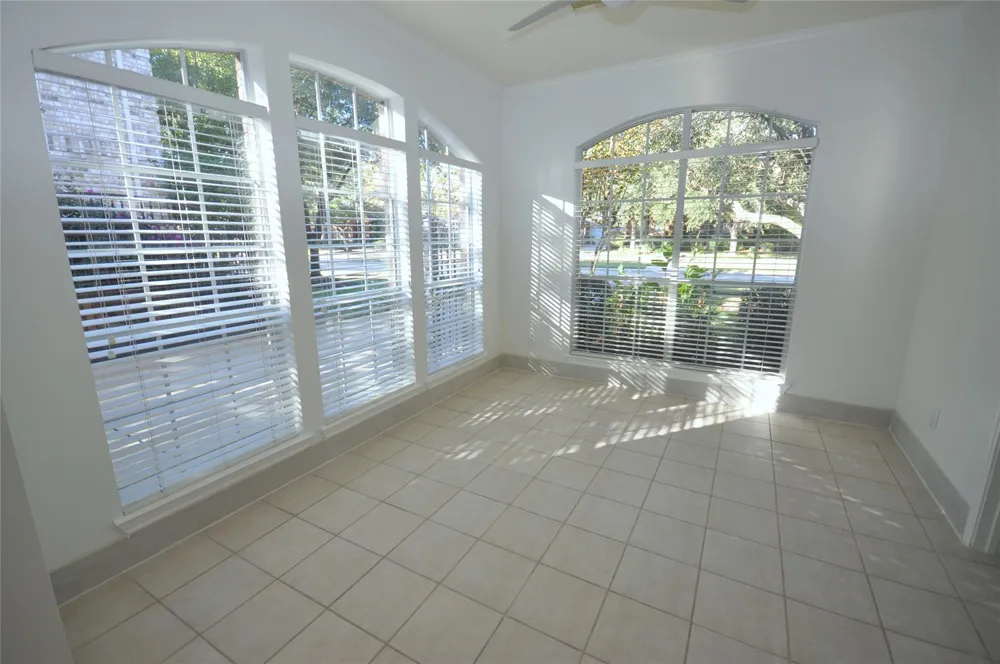 5634 Heather Run Houston, TX 77041