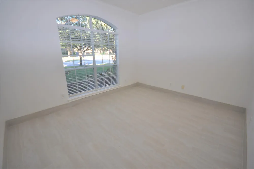 5634 Heather Run Houston, TX 77041