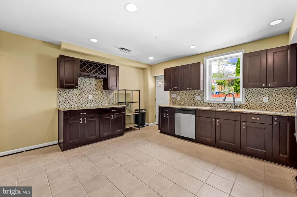806 DARBY STREET Baltimore, MD 21211