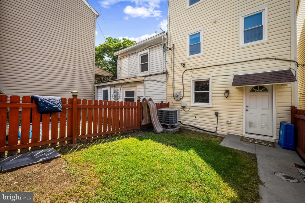 806 DARBY STREET Baltimore, MD 21211