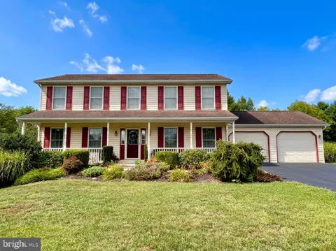 1807 PRIMROSE LANE