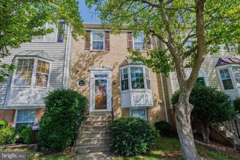 7921 GUNSTON WOODS PLACE