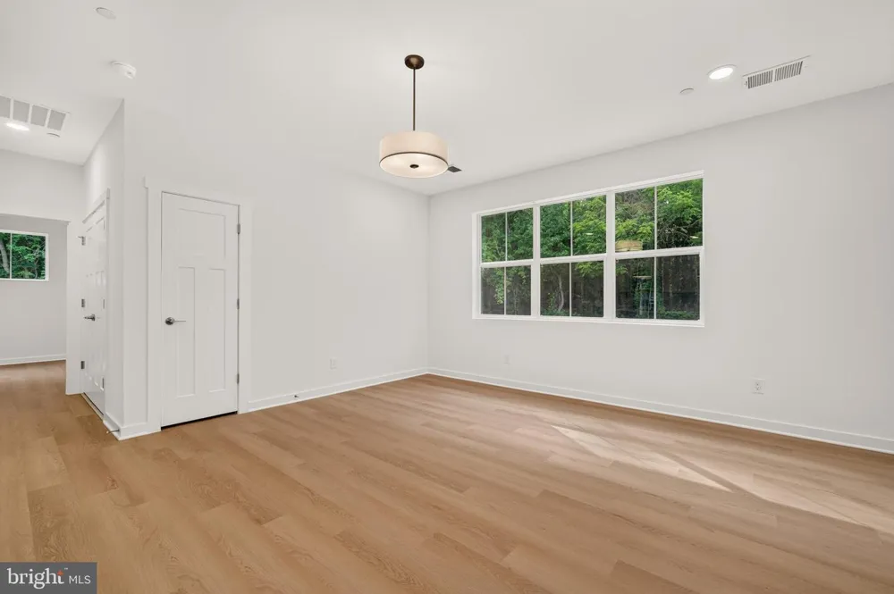 26542 ROYAL OAK ROAD Easton, MD 21601