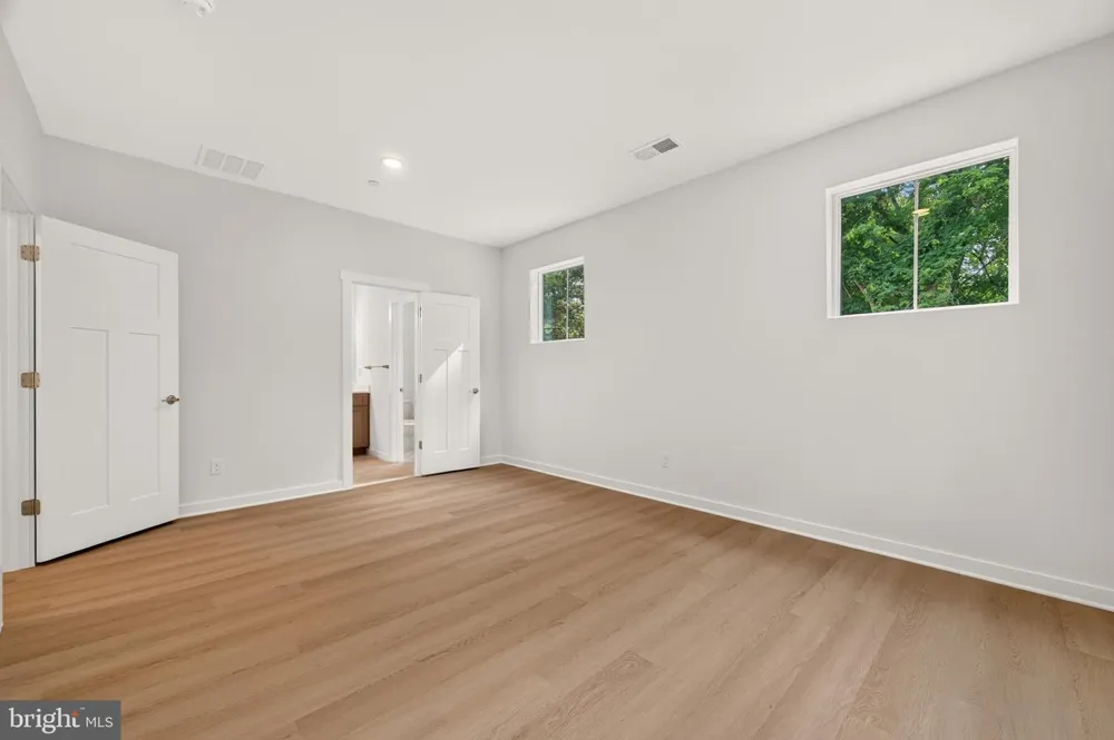 26542 ROYAL OAK ROAD Easton, MD 21601