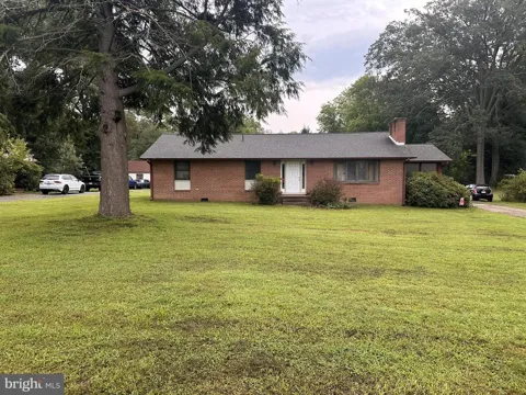 5405 DUCLOS LANE
