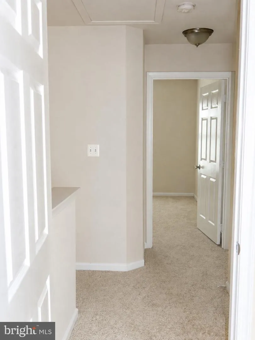42845 SYKES TER Chantilly, VA 20152
