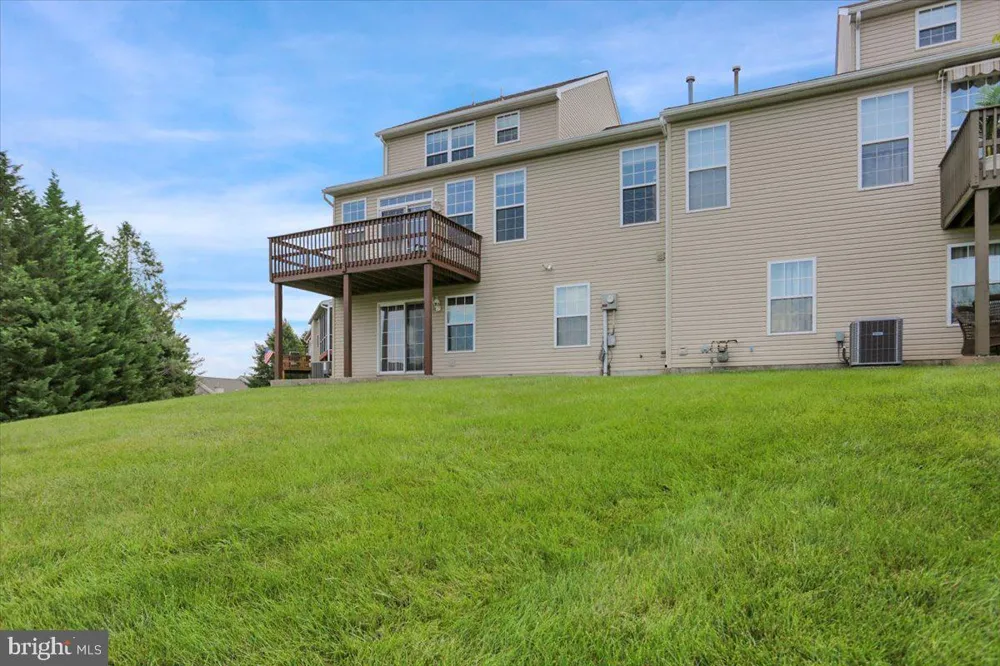 7 BANCROFT TERRACE Shillington, PA 19607