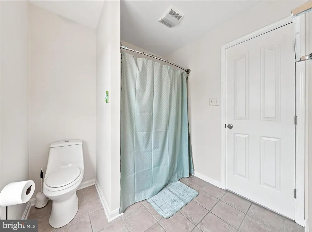 117 HUNTFIELD DRIVE Smyrna, DE 19977