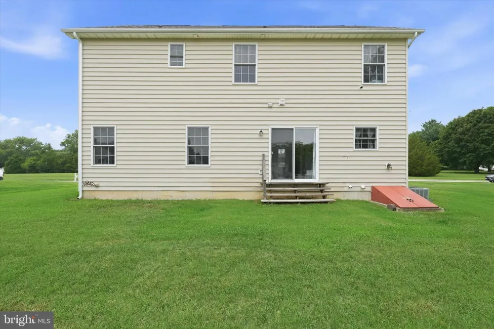 117 HUNTFIELD DRIVE Smyrna, DE 19977