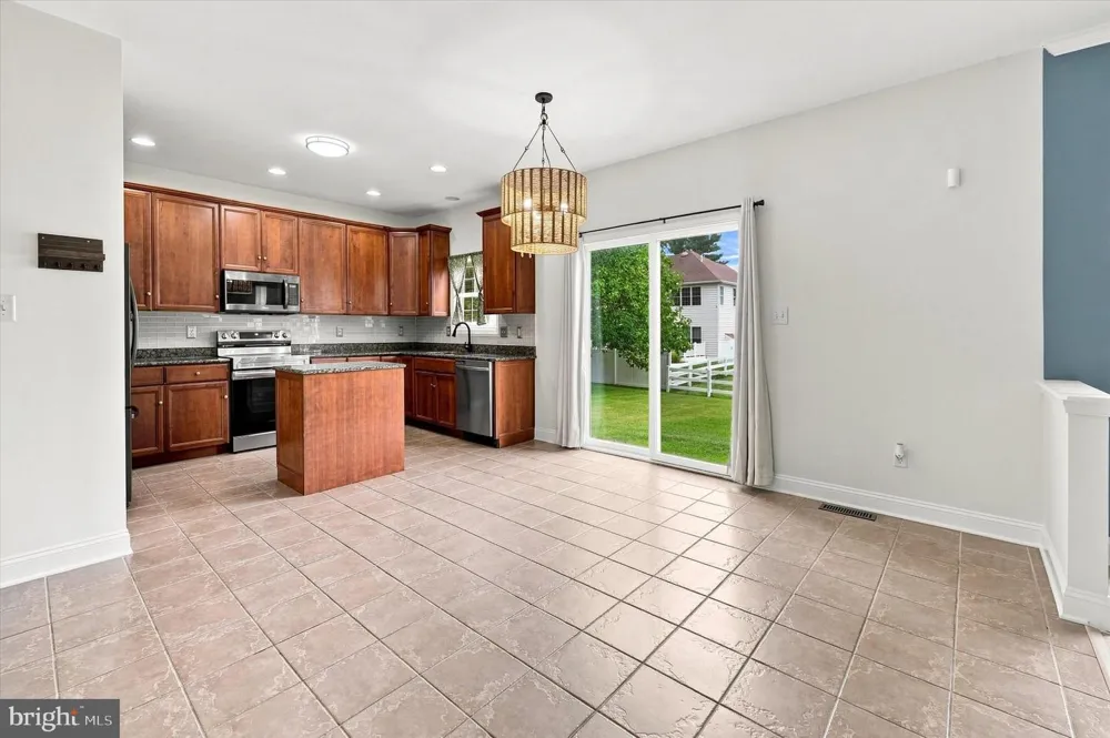 117 HUNTFIELD DRIVE Smyrna, DE 19977