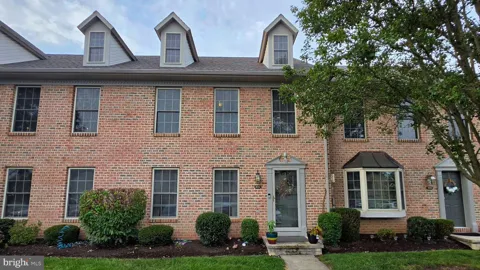431 WAVERLY WOODS DRIVE