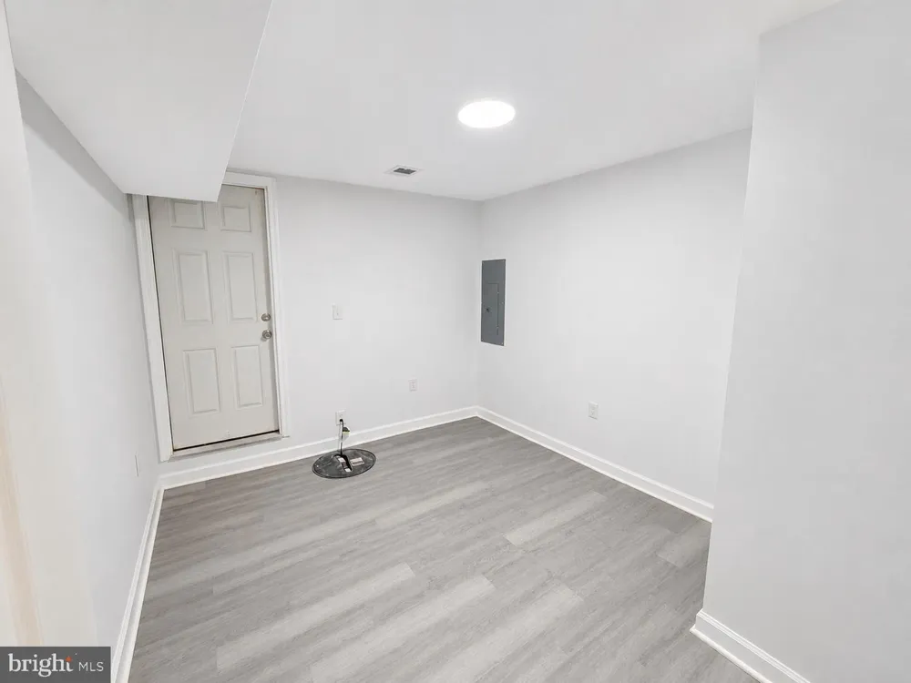 4031 PARK HEIGHTS AVENUE Baltimore, MD 21215