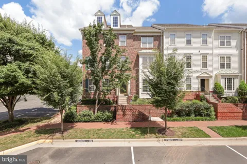 8846 ASHGROVE HOUSE LANE #101