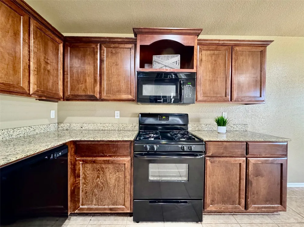 11421 E 110th Place Owasso, OK 74055