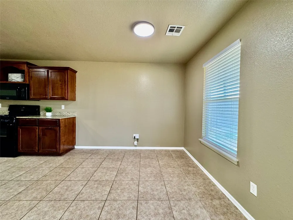 11421 E 110th Place Owasso, OK 74055