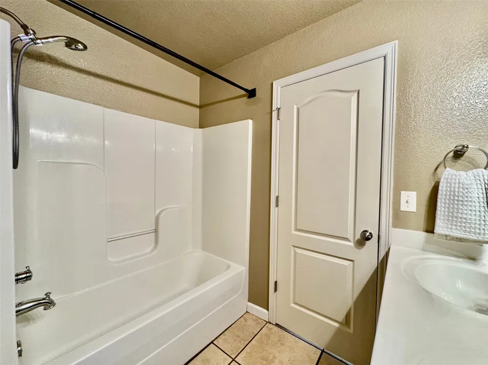 11421 E 110th Place Owasso, OK 74055