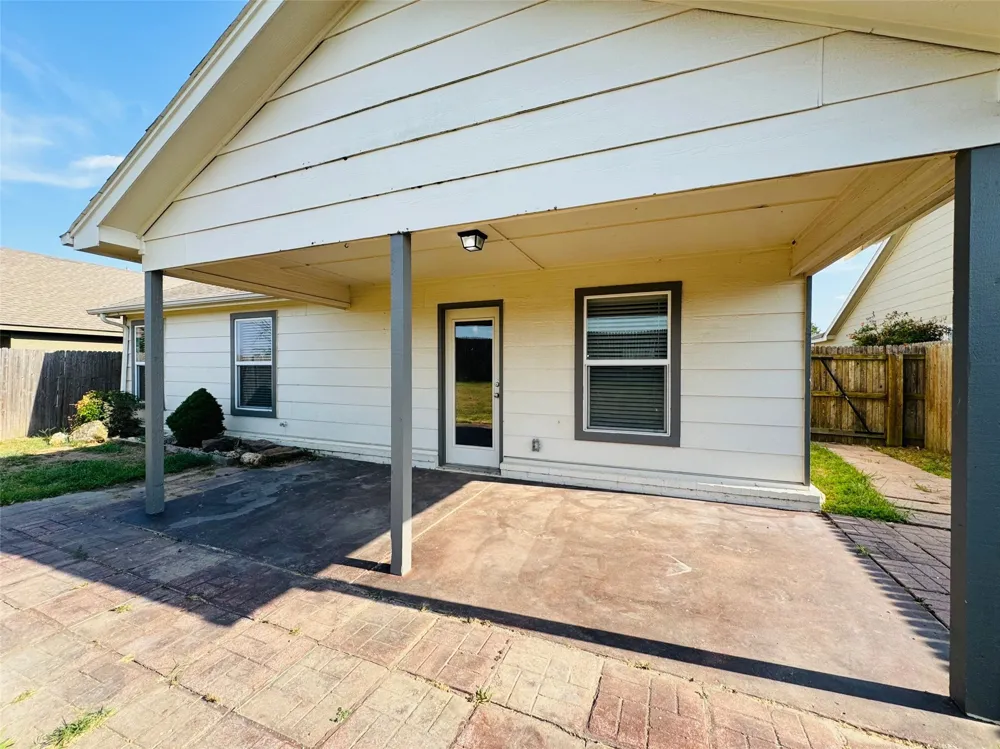 11421 E 110th Place Owasso, OK 74055