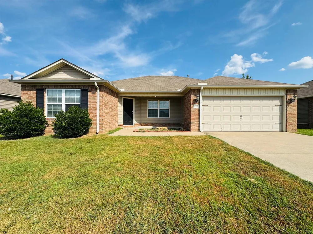 9215 S 253rd EastAvenue Broken Arrow, OK 74014