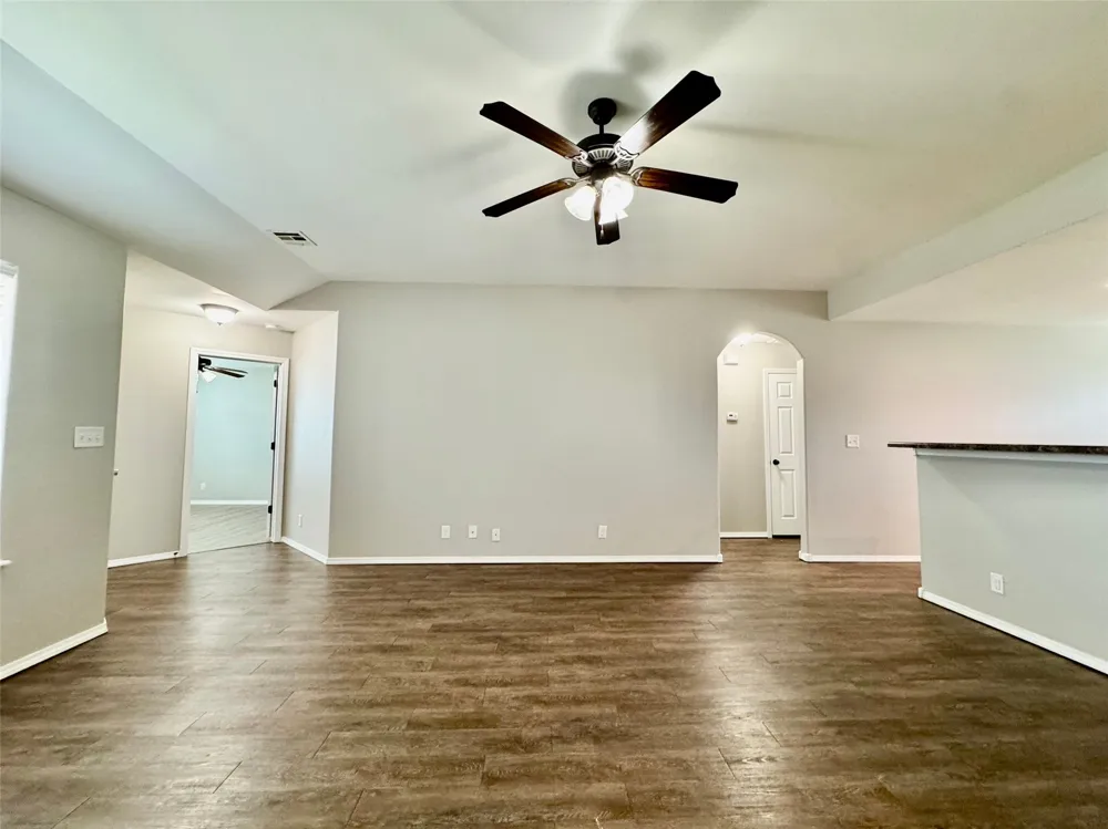 9215 S 253rd EastAvenue Broken Arrow, OK 74014