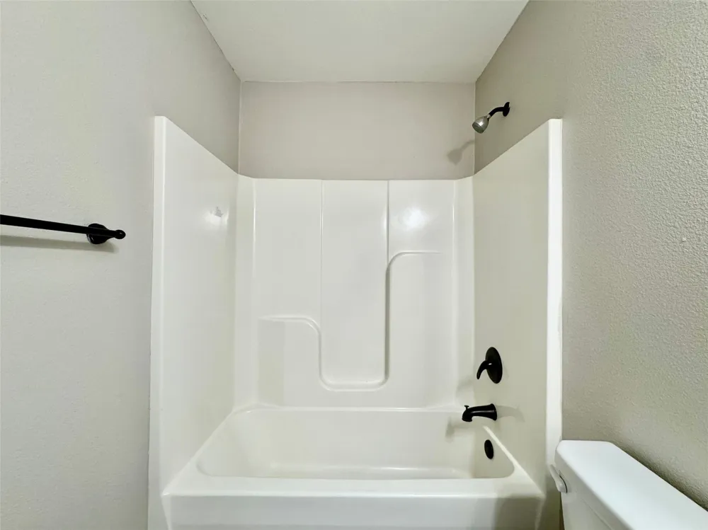 9215 S 253rd EastAvenue Broken Arrow, OK 74014