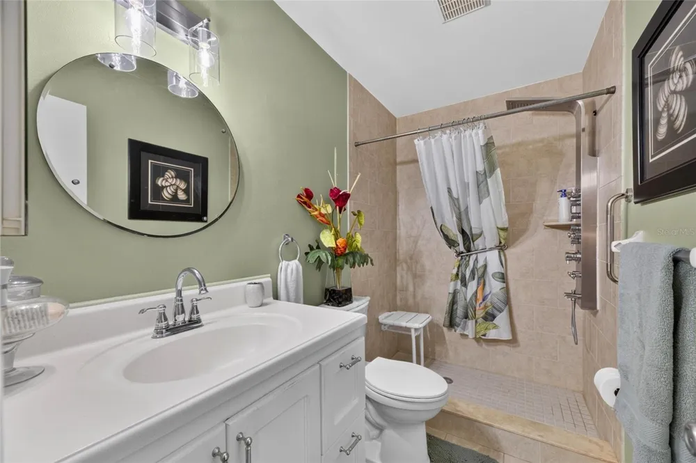 1516 NEW BEDFORD DRIVE Sun City Center, FL 33573