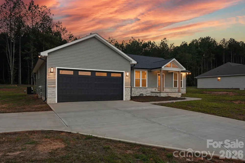 2263 Lee Lawing Road Lincolnton, NC 28092