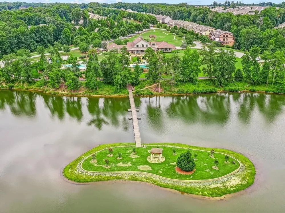 7019 Blackbird Court Flowery Branch, GA 30542