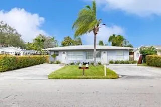 1031 SW 3rd St #1031 Hallandale Beach, FL 33009