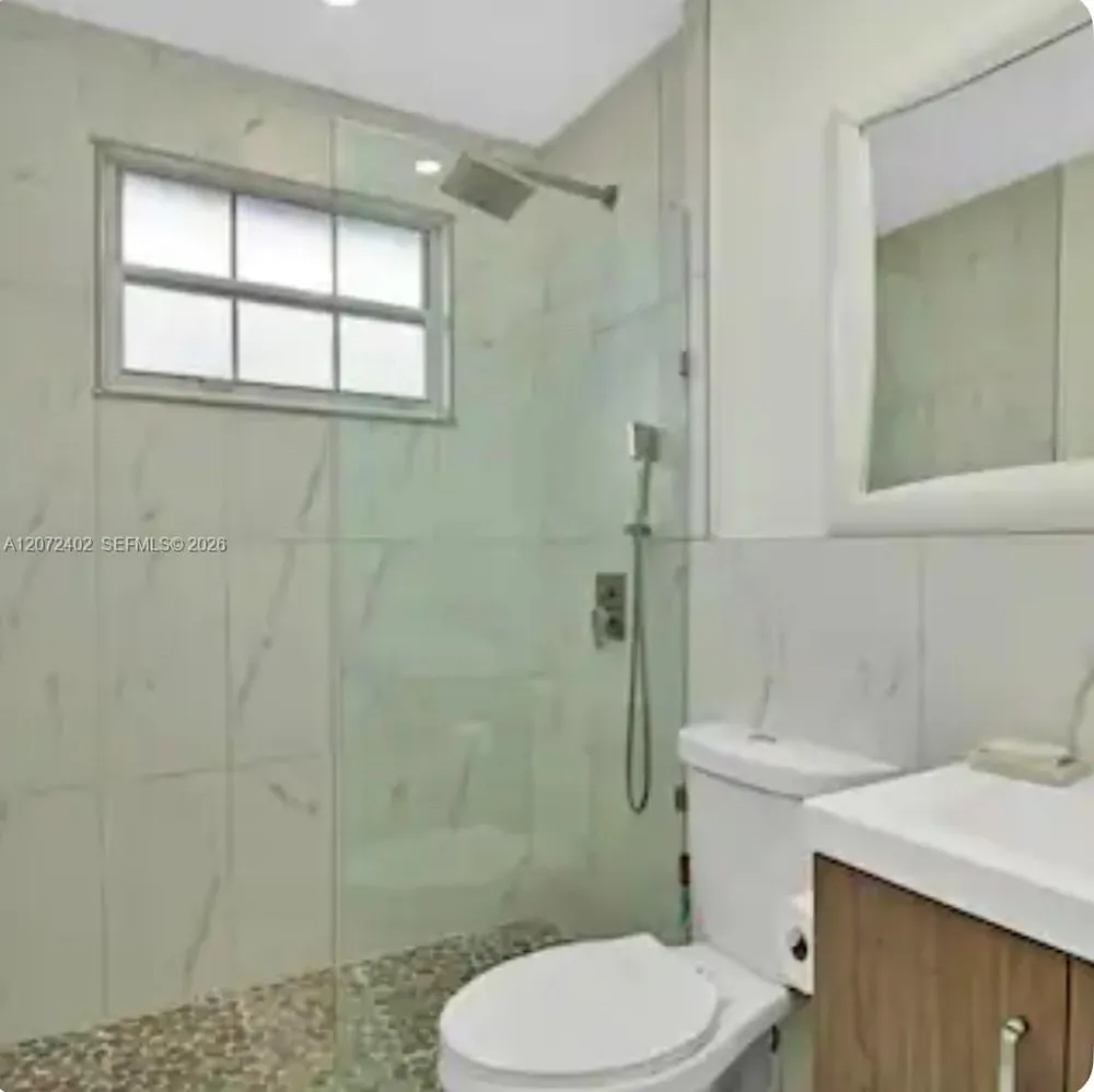 1031 SW 3rd St #1031 Hallandale Beach, FL 33009