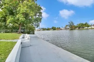 1031 SW 3rd St #1031 Hallandale Beach, FL 33009