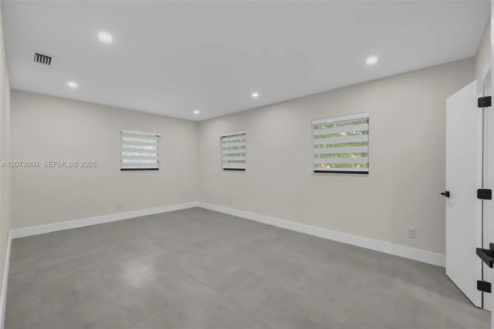 345 Sarto Ave #1 Coral Gables, FL 33134