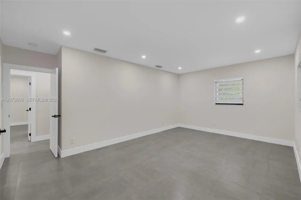 345 Sarto Ave #1 Coral Gables, FL 33134