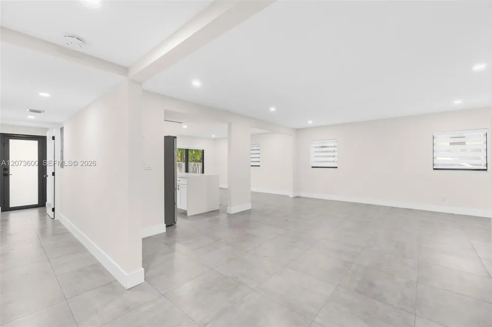 345 Sarto Ave #1 Coral Gables, FL 33134