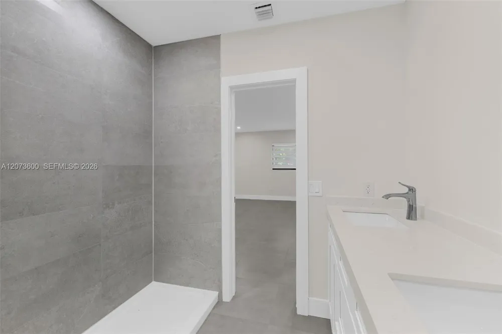 345 Sarto Ave #1 Coral Gables, FL 33134