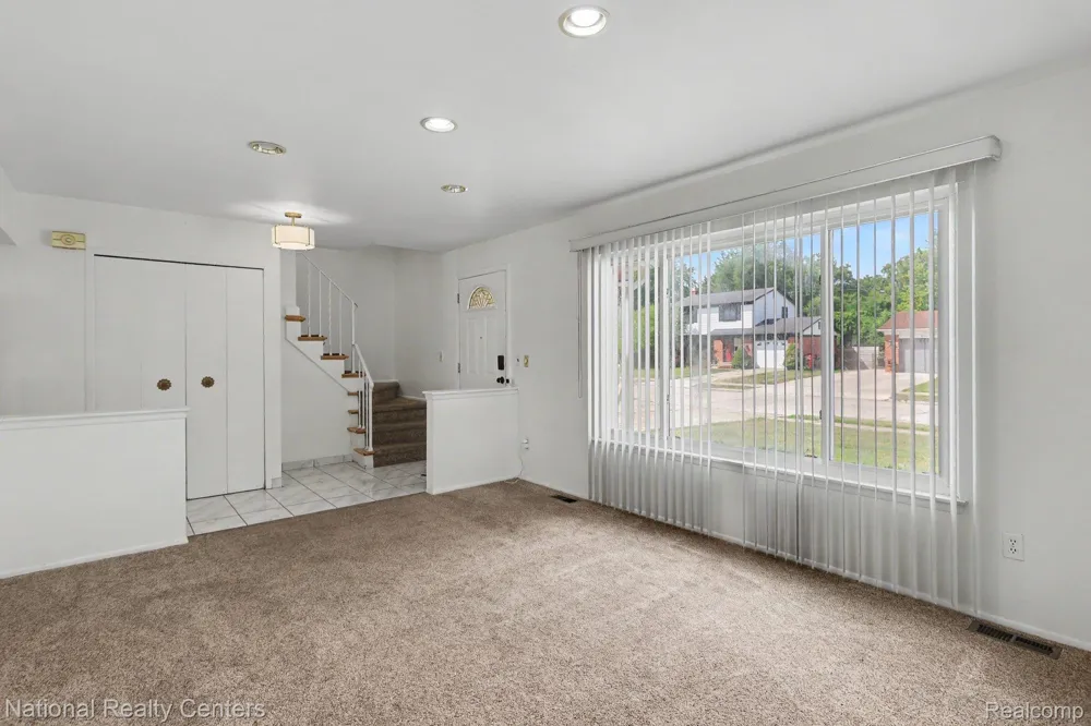 29640 Marshall Street Southfield City, MI 48076