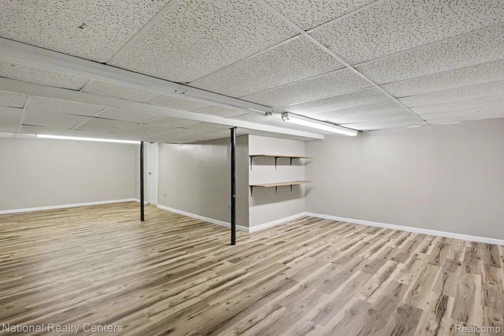29640 Marshall Street Southfield City, MI 48076