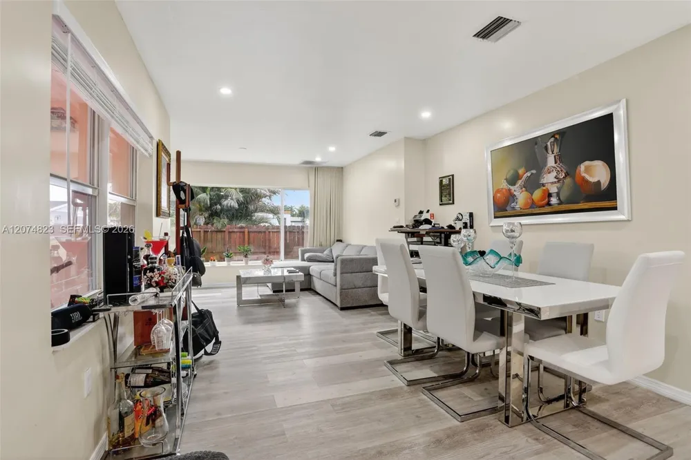 920 SW 30th St #3 Fort Lauderdale, FL 33315