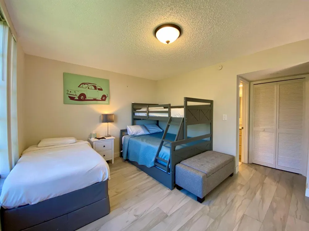 3800 OAKS CLUBHOUSE DRIVE #311 Pompano Beach, FL 33069