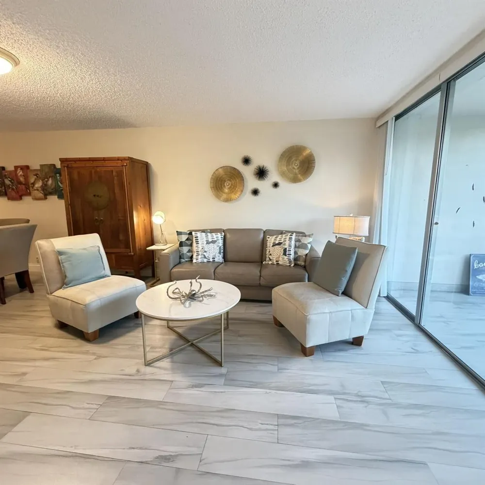 3800 OAKS CLUBHOUSE DRIVE #311 Pompano Beach, FL 33069