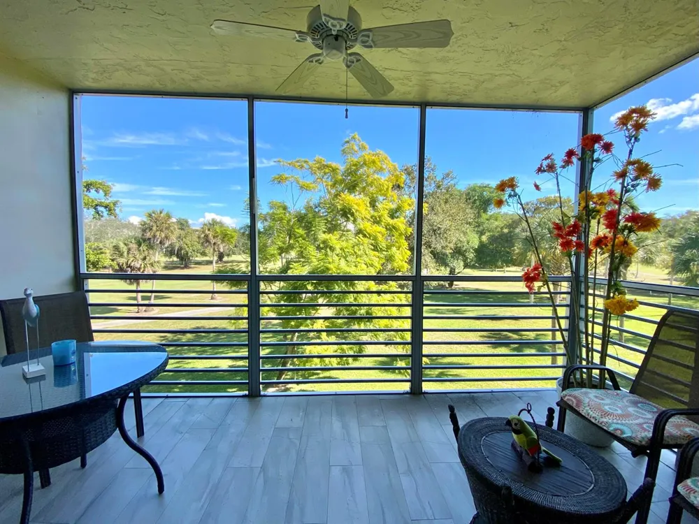 3800 OAKS CLUBHOUSE DRIVE #311 Pompano Beach, FL 33069