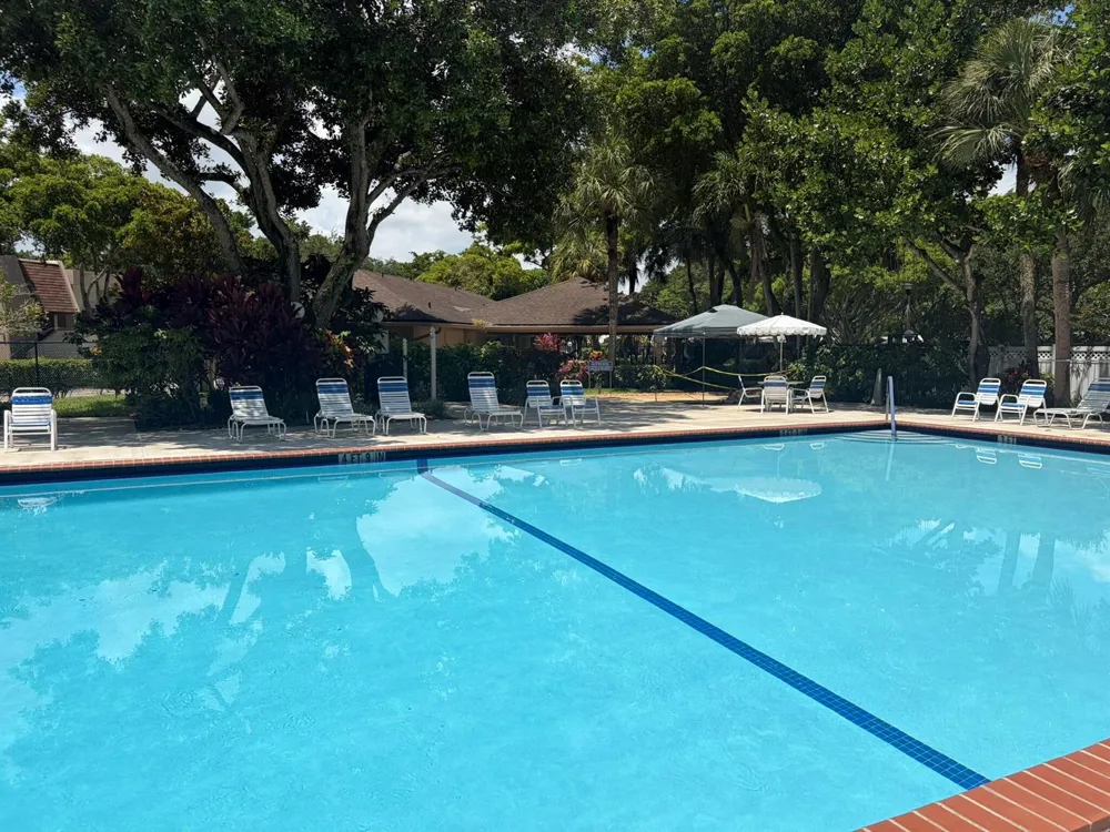 3800 OAKS CLUBHOUSE DRIVE #311 Pompano Beach, FL 33069