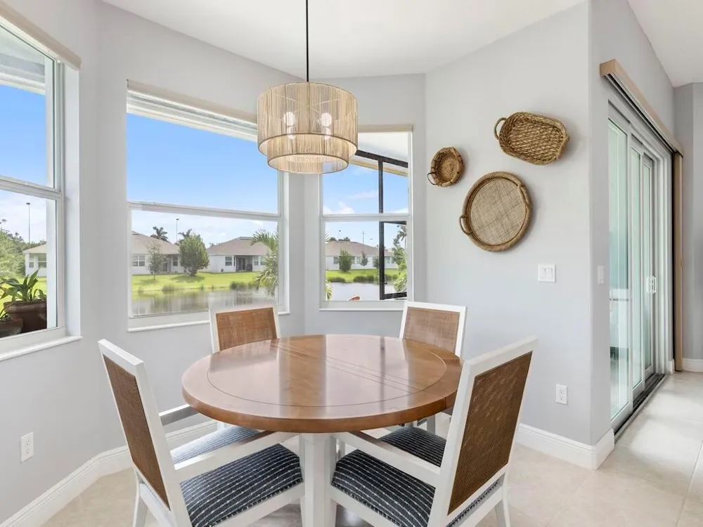 2558 Bella Vista Circle Vero Beach, FL 32966