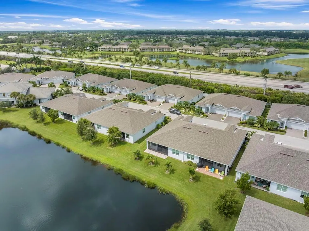2558 Bella Vista Circle Vero Beach, FL 32966