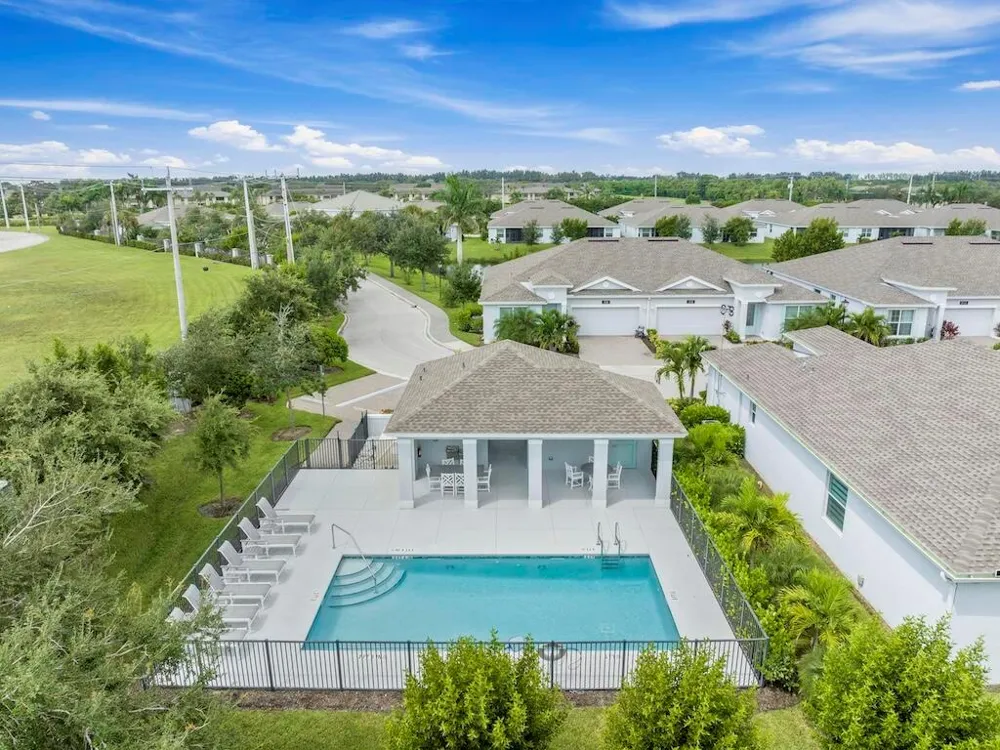 2558 Bella Vista Circle Vero Beach, FL 32966