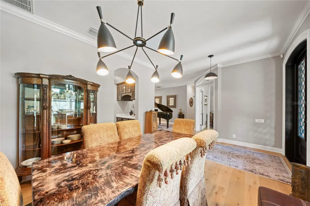 2805 BERWICK DRIVE Tarpon Springs, FL 34688