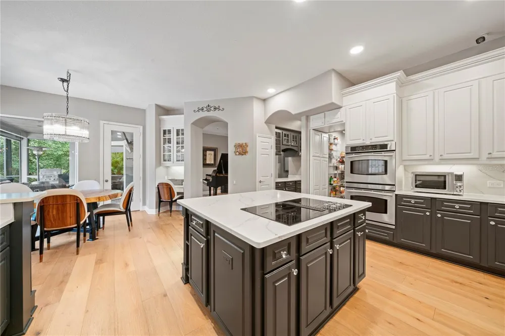 2805 BERWICK DRIVE Tarpon Springs, FL 34688