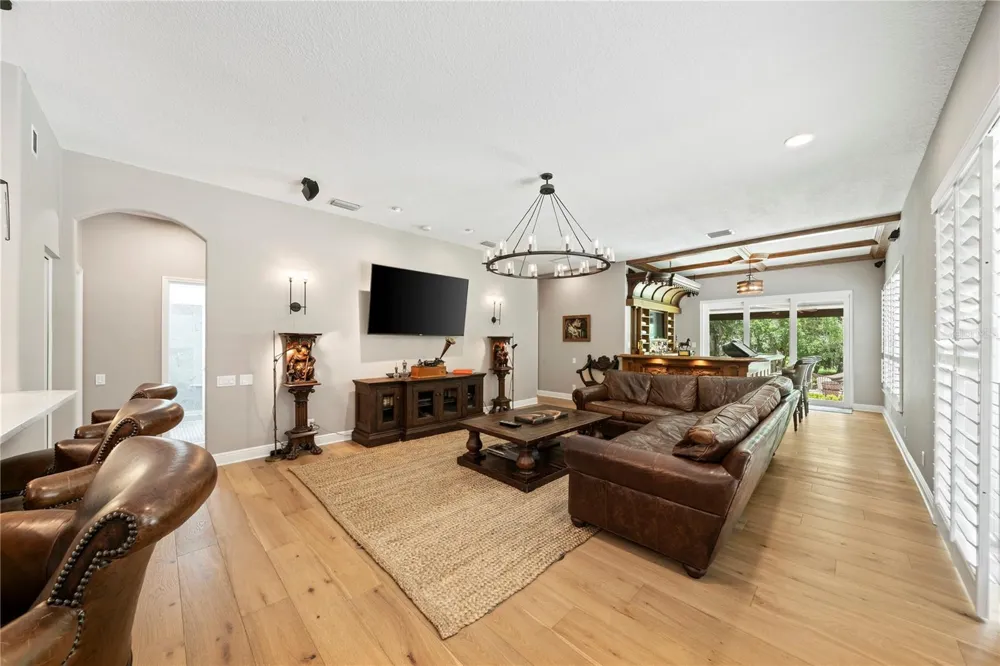 2805 BERWICK DRIVE Tarpon Springs, FL 34688